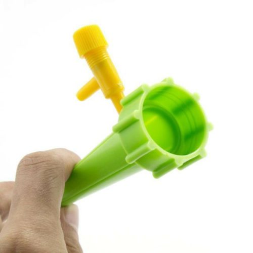 Easy to use automatic plant water bottle - Image 5