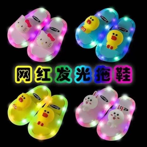 Slippers for kids aged 2 ~ 3 years with LED lights - Image 2